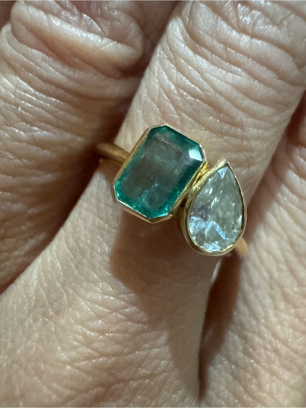14K Yellow Gold Natural Emerald & Pear Cut Diamond Toi Et Moi Ring Size 6.5 - Picture 1 of 14